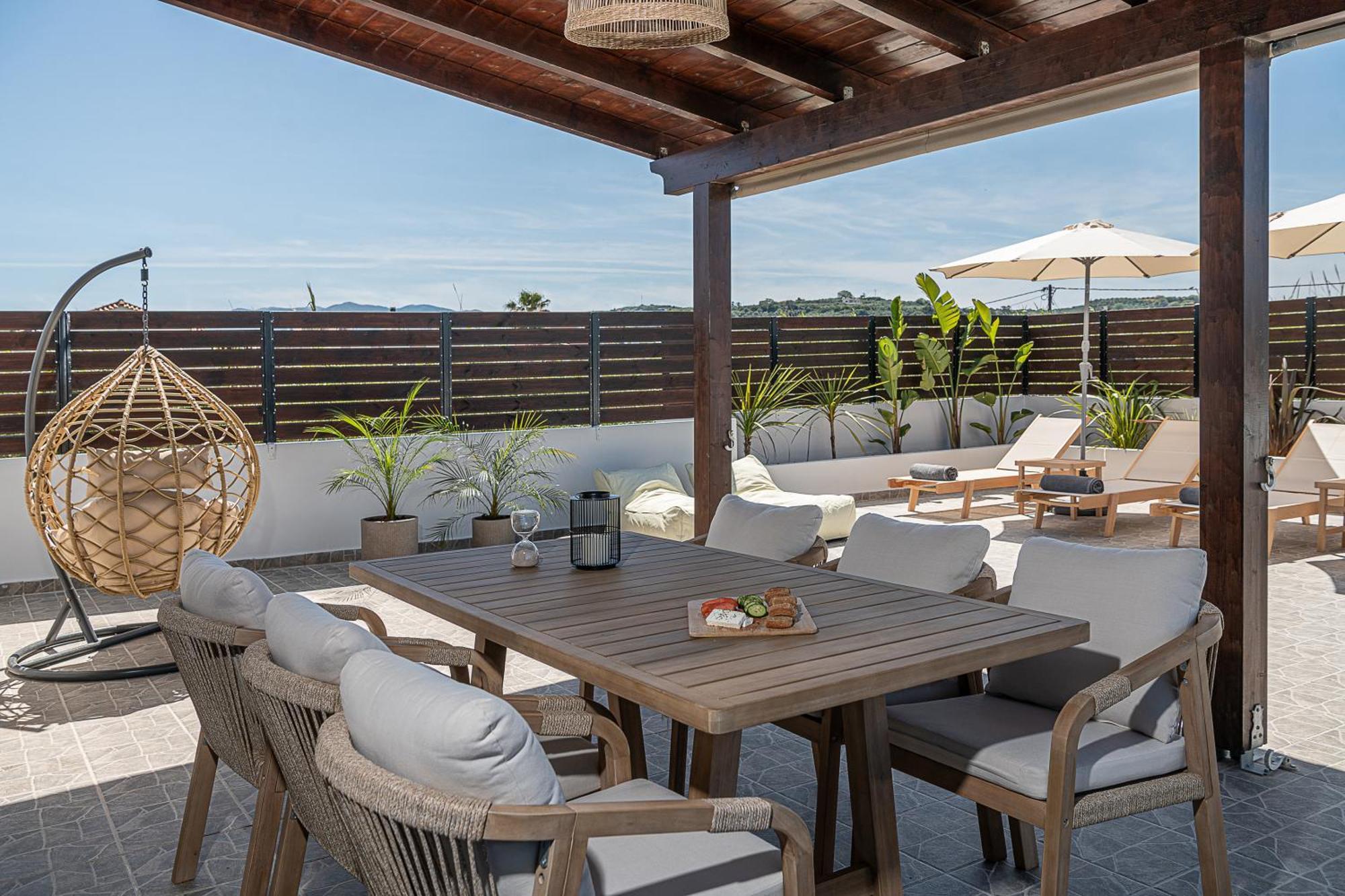 Sol Luxury Apartment - Close To The Beach With A Private Mini Pool La Canea Esterno foto