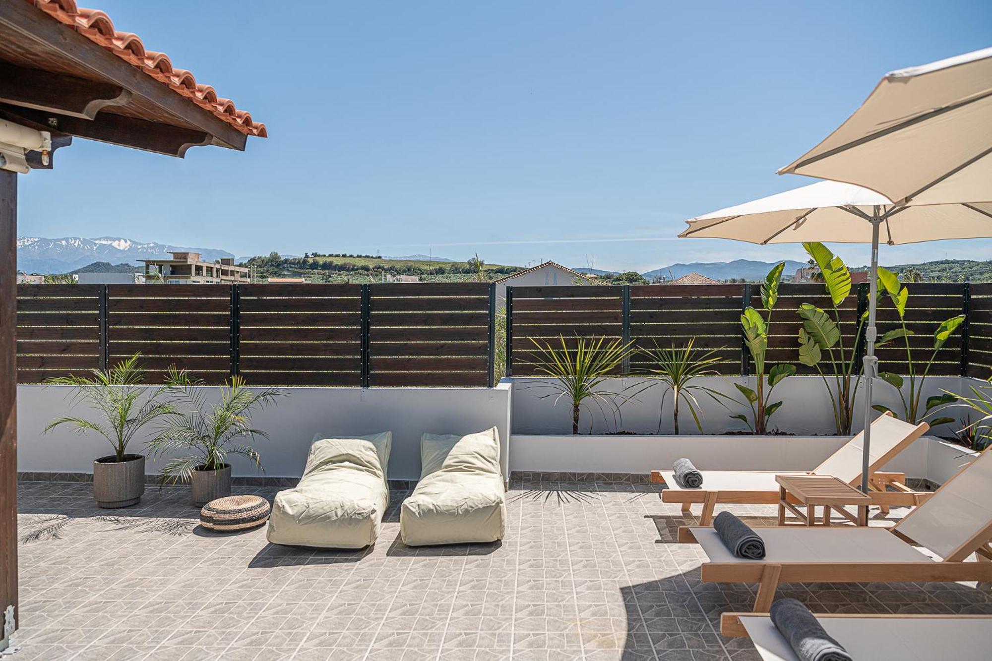 Sol Luxury Apartment - Close To The Beach With A Private Mini Pool La Canea Esterno foto