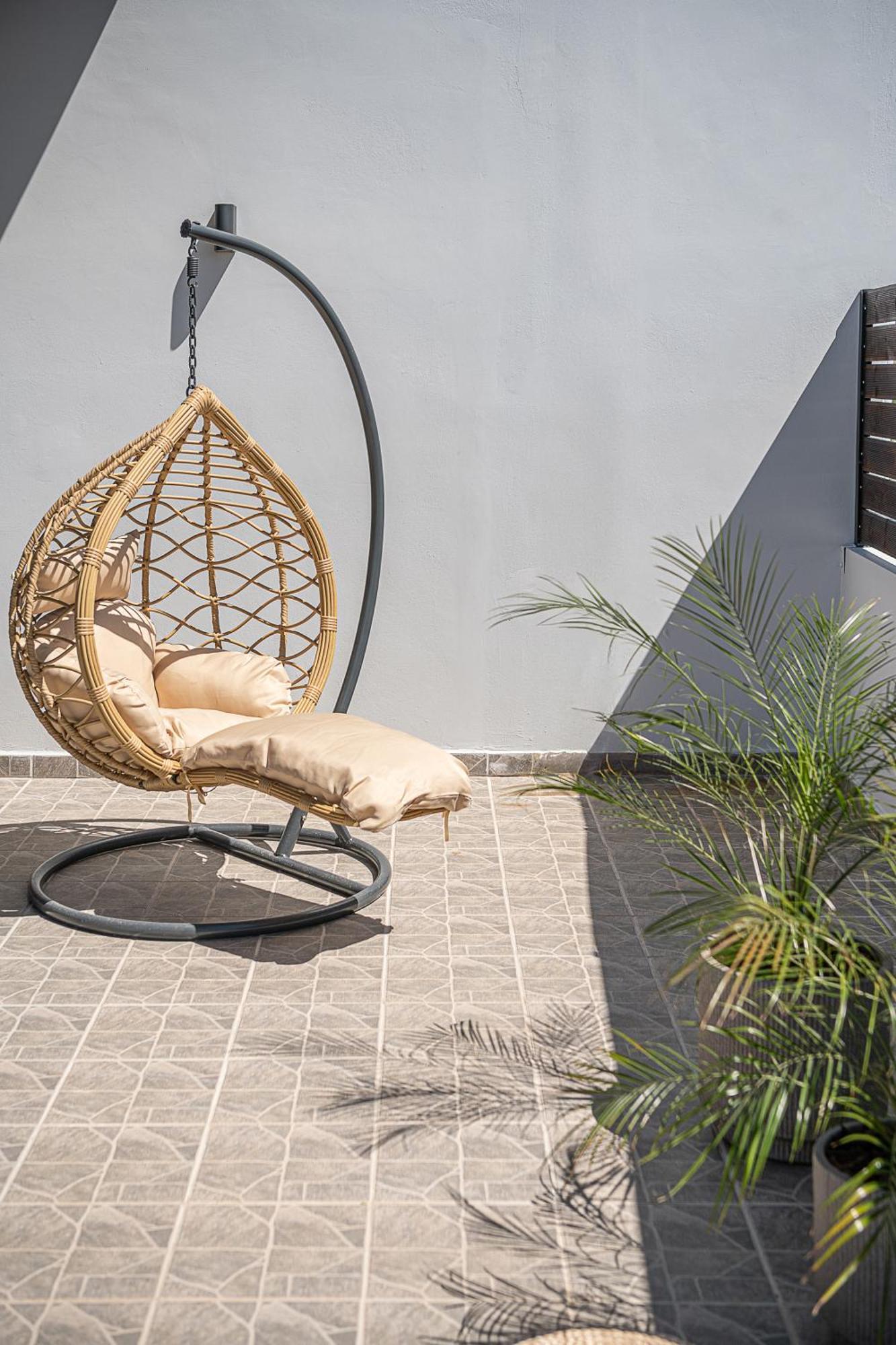 Sol Luxury Apartment - Close To The Beach With A Private Mini Pool La Canea Esterno foto